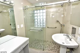 411 10th, Palisades Park, NJ 07650 - Photo 14