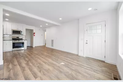 99 Van Winkle Ave #1, Clifton, NJ 07011 - Photo 12