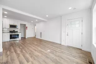 99 Van Winkle Ave, Clifton, NJ 07011 - Photo 12