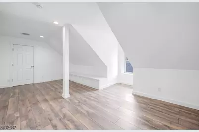 99 Van Winkle Ave #2, Clifton, NJ 07011 - Photo 16