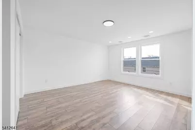 99 Van Winkle Ave #2, Clifton, NJ 07011 - Photo 10