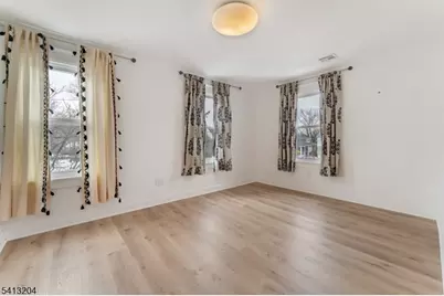 7 Pine St, Bloomfield, NJ 07003 - Photo 32