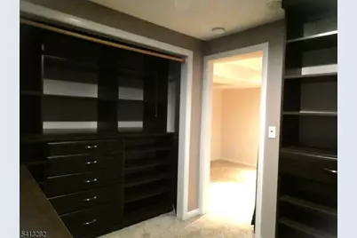 355 Elm St, Elmwood Park, NJ 07407 - Photo 12