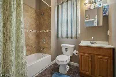 472 S 16th St, Newark, NJ 07103 - Photo 14