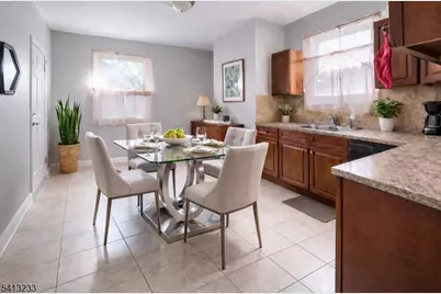 472 S 16th St, Newark, NJ 07103 - Photo 10