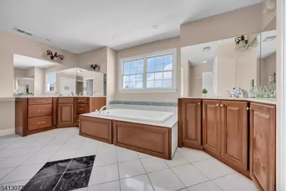 201 Sidney Rd, Franklin Township, NJ 08867 - Photo 40