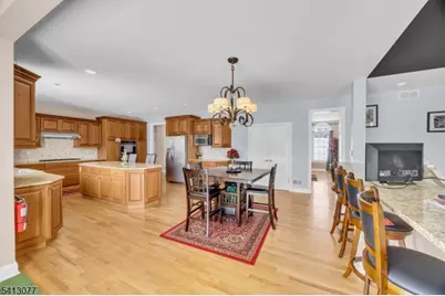 201 Sidney Rd, Franklin Township, NJ 08867 - Photo 18