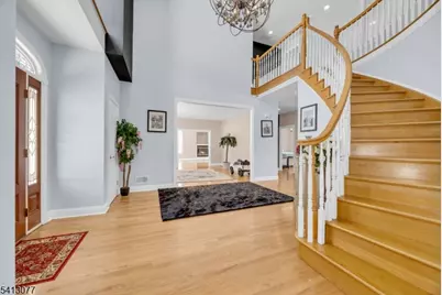 201 Sidney Rd, Franklin Township, NJ 08867 - Photo 4