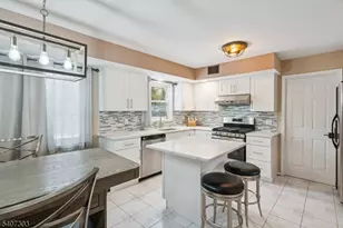 29 Woodside Dr, Rockaway Township, NJ 07866 - Photo 16