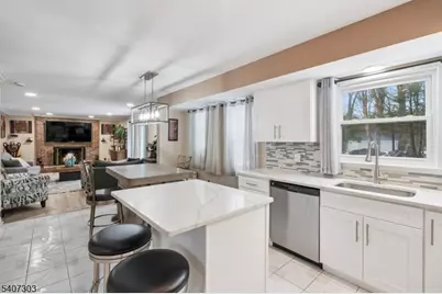 29 Woodside Dr, Rockaway Township, NJ 07866 - Photo 14