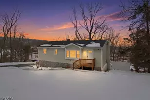 3 Gardenia Rd, Vernon Twp., NJ 07418 - Photo 2