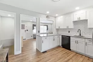 3 Gardenia Rd, Vernon Twp., NJ 07418 - Photo 10