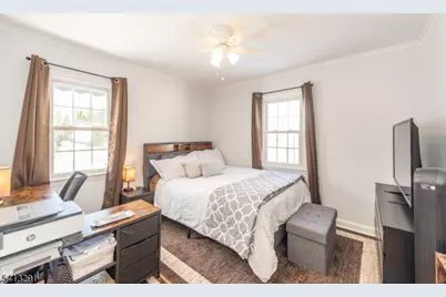 49 Locust Dr, Kenilworth, NJ 07033 - Photo 16