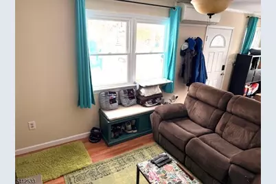 136 Dupont Ave, Hopatcong, NJ 07843 - Photo 8