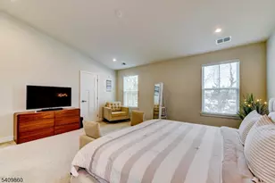 4 Owen Ct, Franklin Township, NJ 08873 - Photo 38