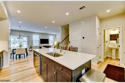 4 Owen Ct #4, Franklin Township, NJ 08873 - Photo 10