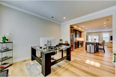 4 Owen Ct #4, Franklin Township, NJ 08873 - Photo 6