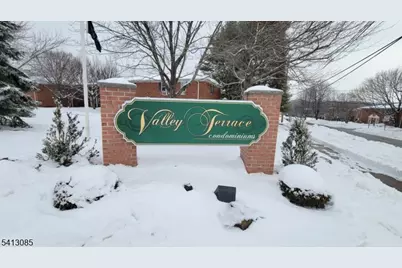 43 Knox Terr #2B, Wayne, NJ 07470 - Photo 12