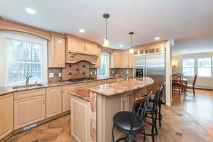 5 Pin Oak Rd, West Caldwell, NJ 07006 - Photo 6