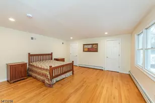 5 Pin Oak Rd, West Caldwell, NJ 07006 - Photo 18