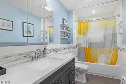 17 Helen St, Warren Township, NJ 07059 - Photo 22