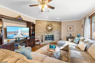 17 Helen St, Warren Township, NJ 07059 - Photo 12