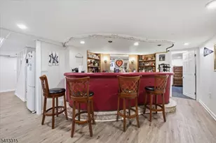 17 Helen St, Warren Township, NJ 07059 - Photo 28