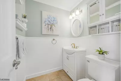 10 Stuart Ct, Montville Township, NJ 07058 - Photo 16