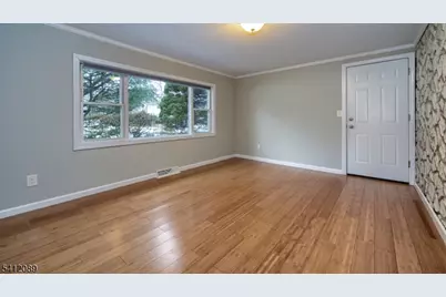 17 Clifford Dr, Wayne, NJ 07470 - Photo 26