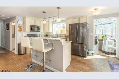 46 Vail Dr, Hampton Township, NJ 07860 - Photo 12