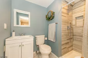 46 Vail Dr, Hampton Township, NJ 07860 - Photo 28