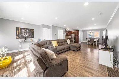 317 Drake Ave, Roselle, NJ 07203 - Photo 4