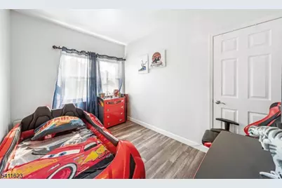 317 Drake Ave, Roselle, NJ 07203 - Photo 10