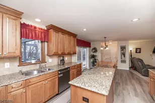 19 Midland Dr, Liberty Township, NJ 07838 - Photo 8