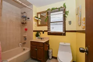 32 Grove St, Wanaque, NJ 07465 - Photo 30