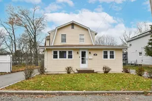 32 Grove St, Wanaque, NJ 07465 - Photo 2