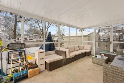 186 10th Ave, Hawthorne, NJ 07506 - Photo 18