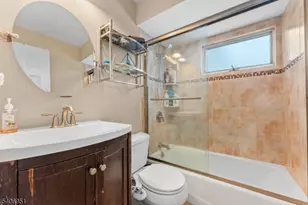 186 10th Ave, Hawthorne, NJ 07506 - Photo 16