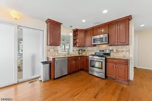 186 10th Ave, Hawthorne, NJ 07506 - Photo 10