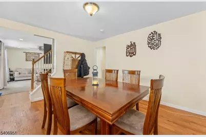 186 10th Ave, Hawthorne, NJ 07506 - Photo 8