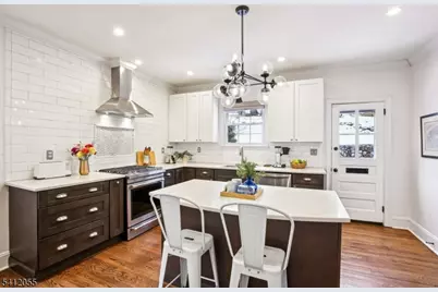 9 Harding Dr, South Orange, NJ 07079 - Photo 12