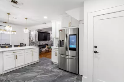 9 Wayne Pl, Nutley, NJ 07110 - Photo 10