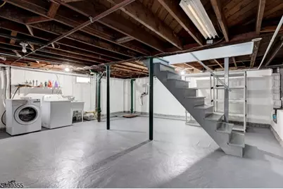 205 West Ln, Clark Township, NJ 07066 - Photo 28