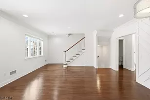 6 Gable Walk, Livingston, NJ 07039 - Photo 12