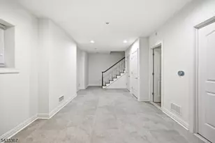 6 Gable Walk, Livingston, NJ 07039 - Photo 8