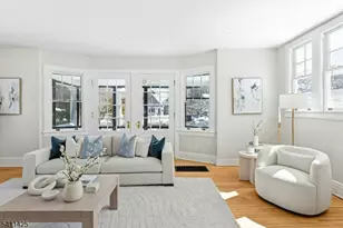 201 Maple Pl, Cranford Township, NJ 07016 - Photo 8