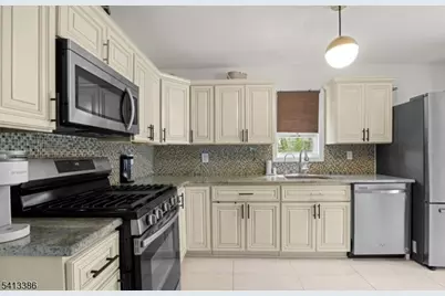17 Alvin Ter, Springfield, NJ 07081 - Photo 4