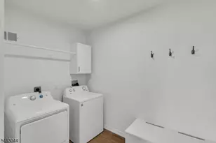 684 Gallows Hill Rd, Cranford Township, NJ 07016 - Photo 14