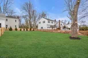 684 Gallows Hill Rd, Cranford Township, NJ 07016 - Photo 34