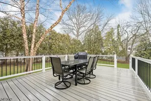 27 Maplewood Dr, Parsippany, NJ 07054 - Photo 24